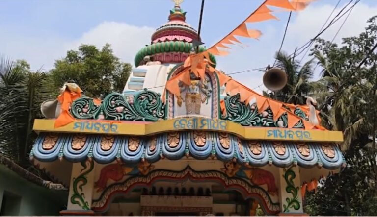 Cash, gold ornaments worth lakhs stolen from Benimadhab Temple in Balasore